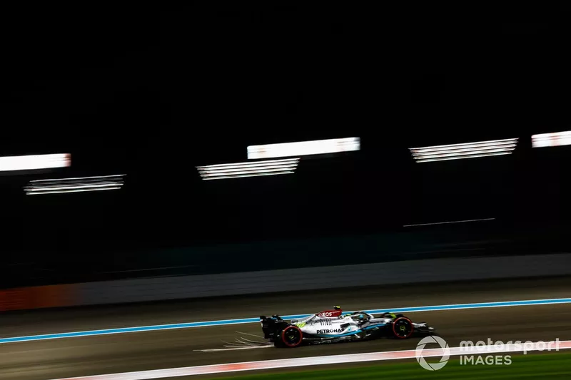 Lewis Hamilton, Mercedes W13