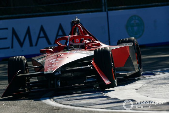 Jake Dennis, Andretti Autosport, Porsche 99 X Electric Gen3