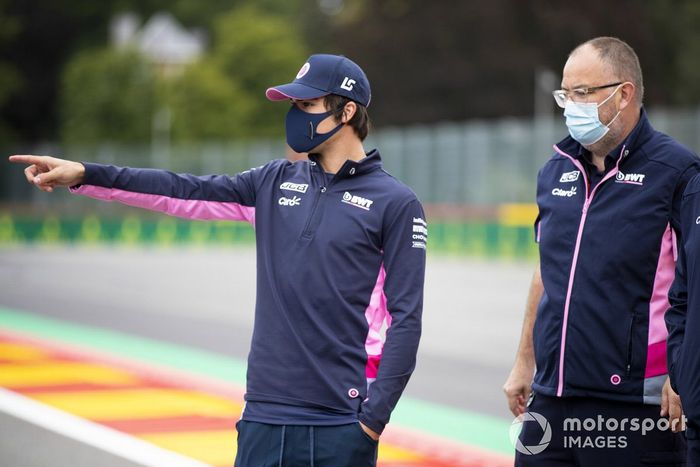 Lance Stroll, Racing Point, recorre la pista de Spa