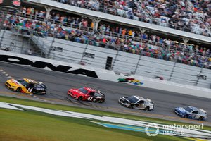 Clint Bowyer, Stewart-Haas Racing, Ford Mustang Rush / Mobil 1 Cole Custer, Stewart-Haas Racing, Ford Mustang Haas Automation Aric Almirola, Stewart-Haas Racing, Ford Mustang Smithfield Kevin Harvick, Stewart-Haas Racing, Ford Mustang Busch Light #PIT4BUSCH