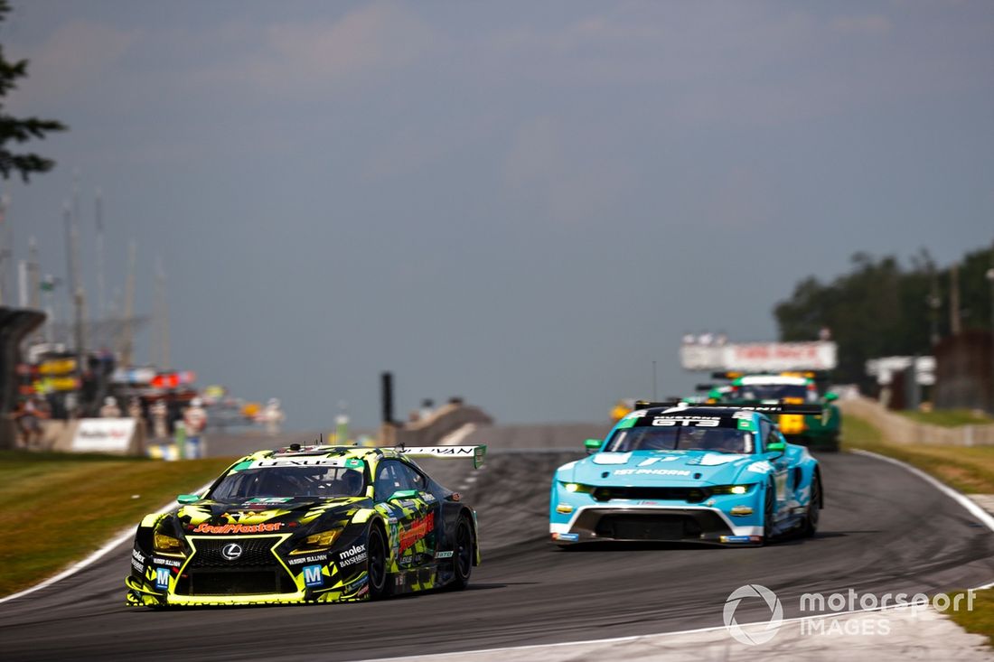 #12 VasserSullivan Lexus RC F GT3: Frankie Montecalvo, Parker Thompson