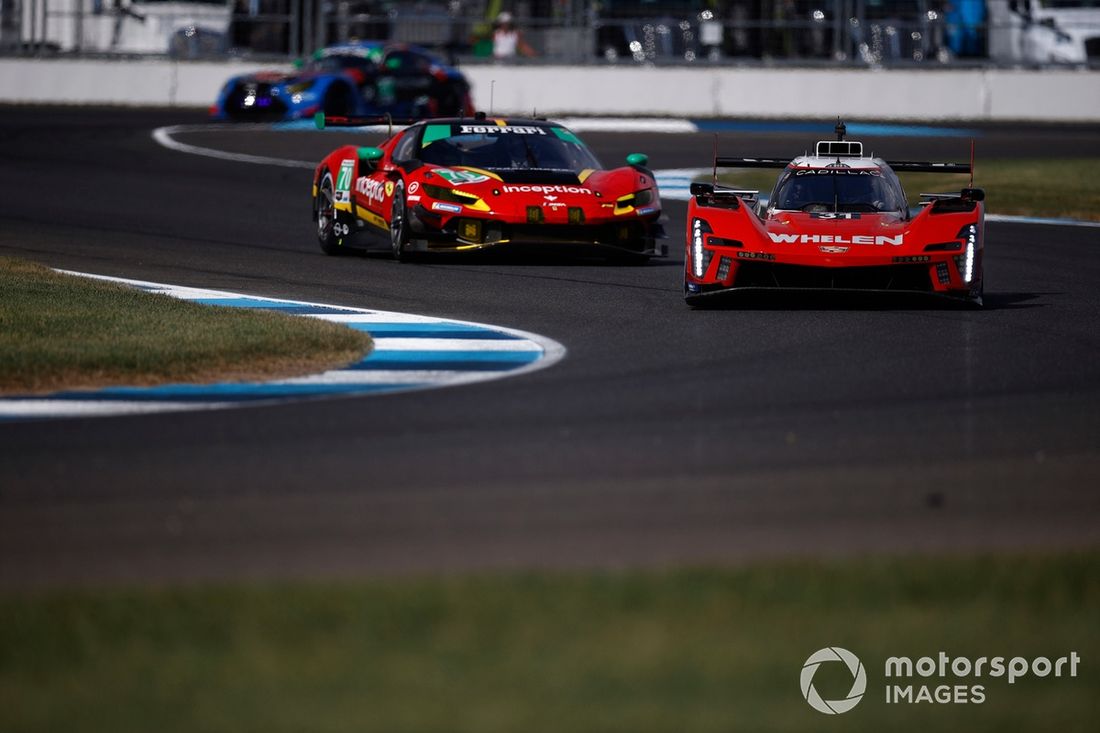 #31 Action Express Racing Cadillac V-Series.R: Pipo Derani, Jack Aitken, Tom Blomqvist