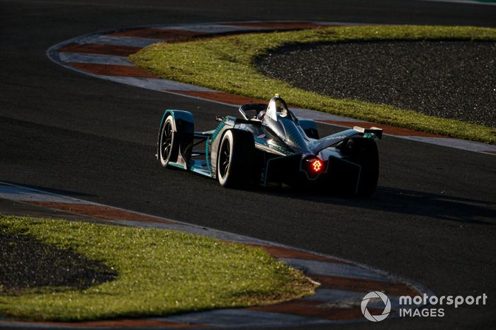 Oliver Turvey, NIO 333, NIO 333 001