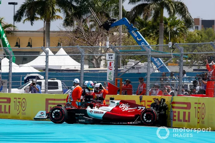 Valtteri Bottas, Alfa Romeo C42 tras su accidente