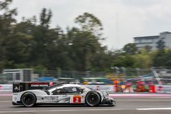 #2 Porsche Team Porsche 919 Hybrid: Romain Dumas, Neel Jani, Marc Lieb