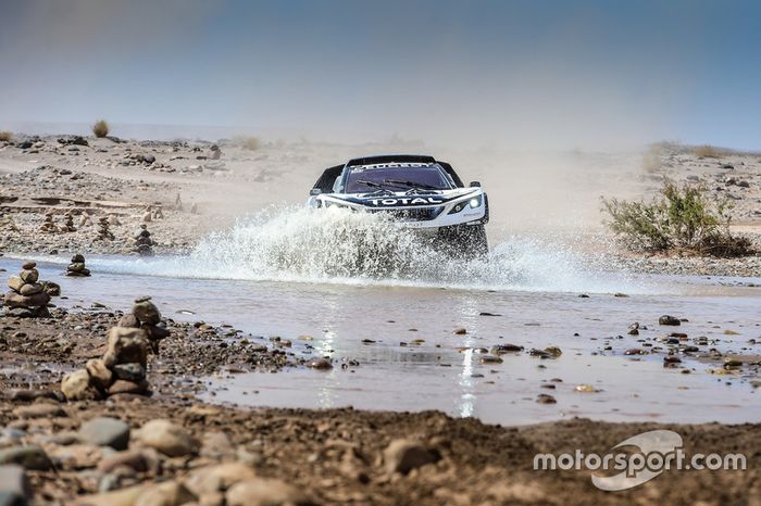 #304 Peugeot Sport Peugeot 3008 DKR: Carlos Sainz, Lucas Cruz