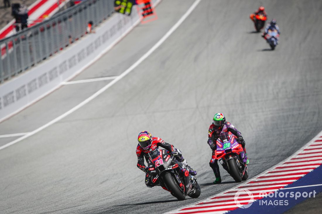 Aleix Espargaro, Aprilia Racing Team