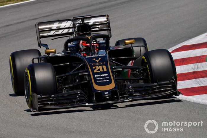 Kevin Magnussen, Haas VF-19 