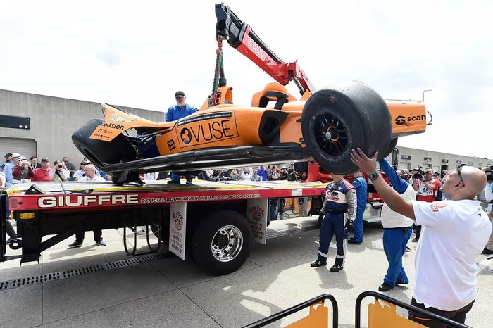 McLaren batida de Fernando Alonso