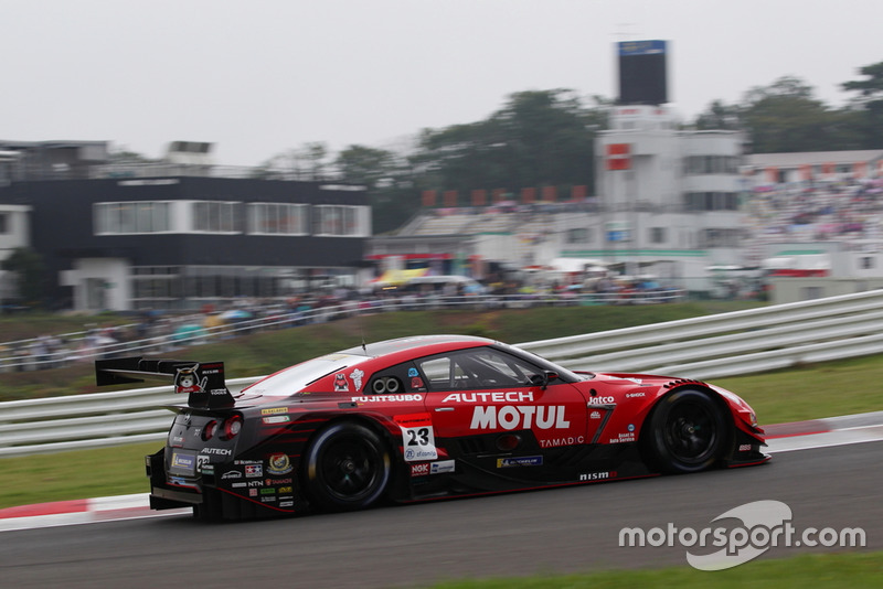 #23 MOTUL AUTECH GT-R