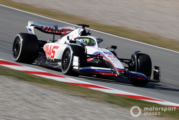 Mick Schumacher, Haas VF-22