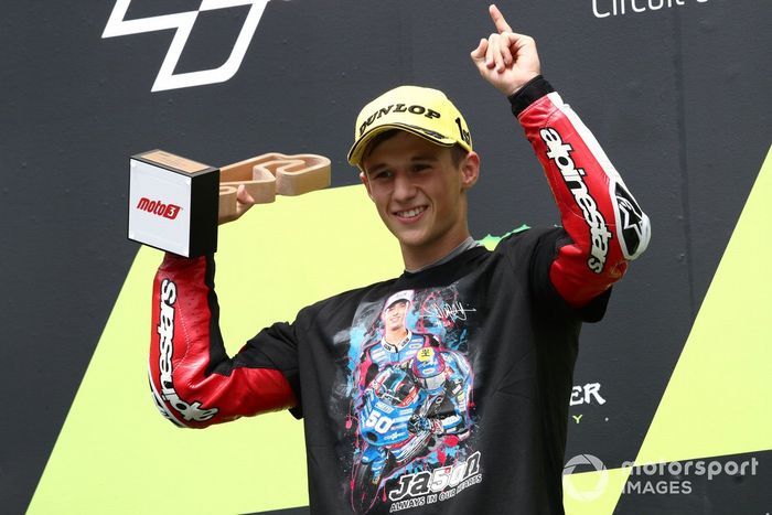 Ganador de la carrera, Sergio Garcia, Aspar Team Moto3
