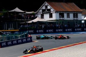 Max Verstappen, Red Bull Racing RB19, Carlos Sainz, Ferrari SF-23, Fernando Alonso, Aston Martin AMR23