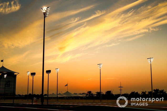 Lewis Hamilton, Mercedes AMG F1 W09 EQ Power+