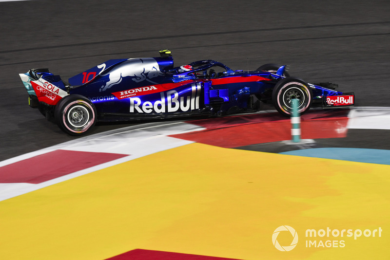 17: Пьер Гасли, Toro Rosso STR13 – 1:38.166