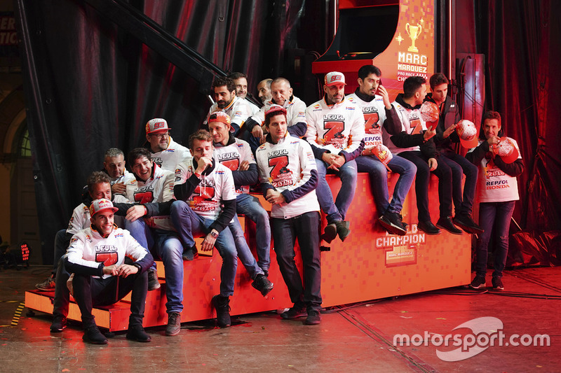 Марк Маркес, Repsol Honda Team, святкує у Сервері, Іспанія, перемогу у чемпіонаті світу 2018 року
