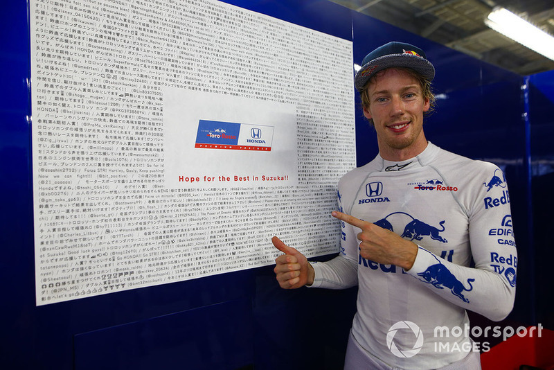 Dukungan fans kepada Scuderia Toro Rosso