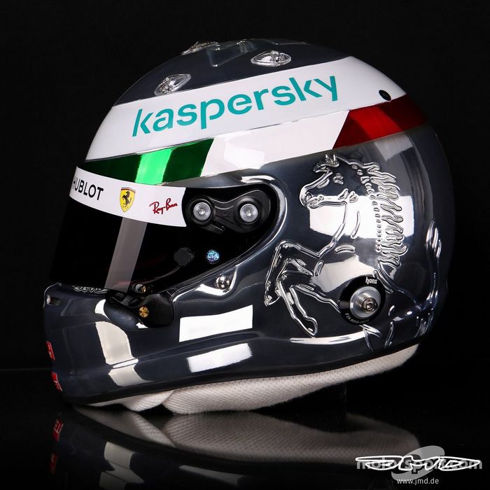 Sebastian Vettel, casco para el GP de Italia
