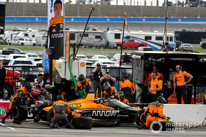 Patricio O'Ward, Arrow McLaren Chevrolet, pit stop