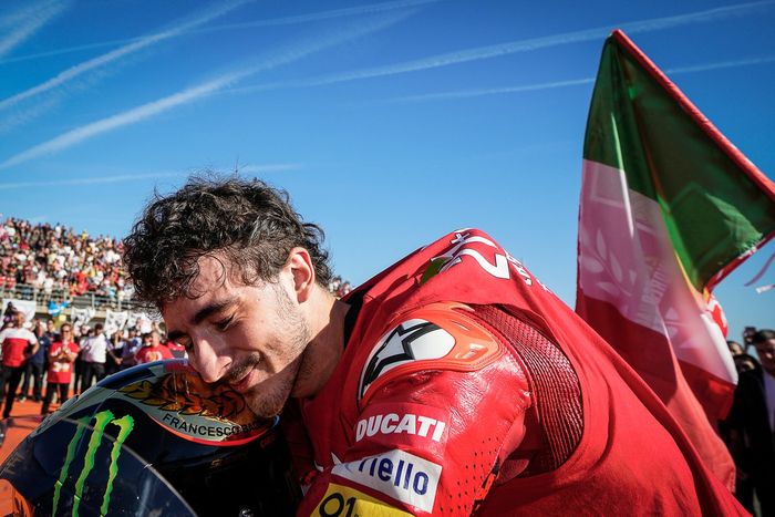 Campeón Francesco Bagnaia, Ducati Team festeja