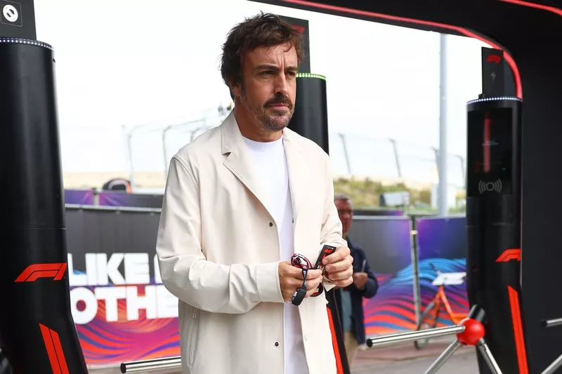 Fernando Alonso, Aston Martin Racing