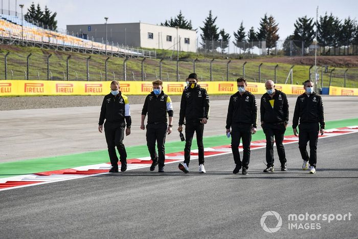 Esteban Ocon, Renault F1, recorre la pista