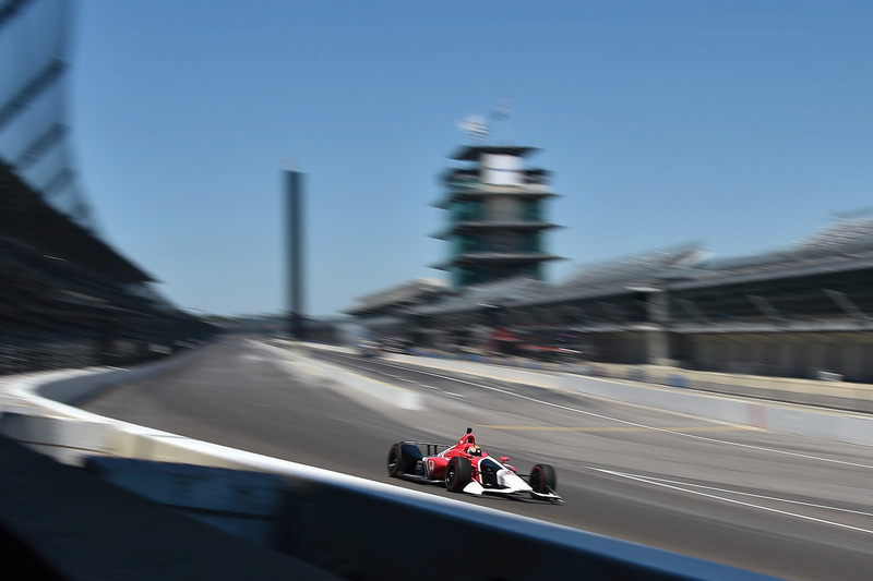 Oriol Servia testing the 2018 Honda IndyCar