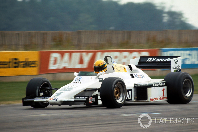 Ayrton Senna, ilk kez Williams FW08C'yi test ediyor