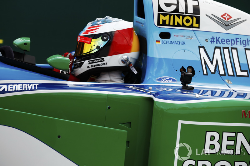 Mick Schumacher pilote la Benetton B194