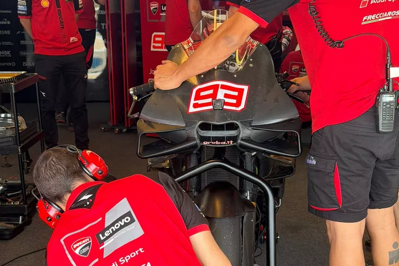 Détails de la moto de l'équipe Ducati 
