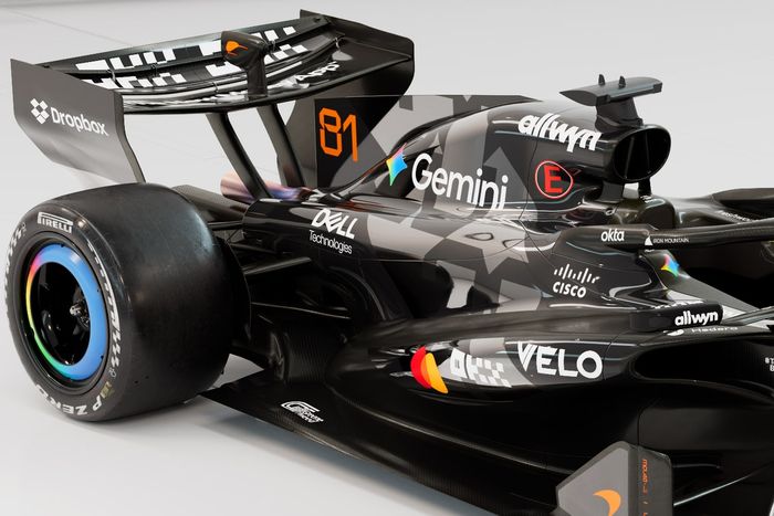 McLaren MCL40 Barcelona Test livery 