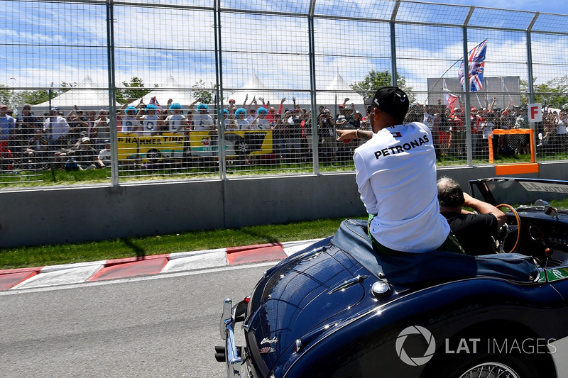 Lewis Hamilton, Mercedes-AMG F1 on the drivers parade