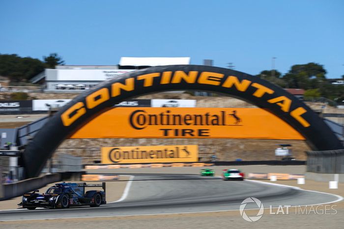 #10 Wayne Taylor Racing Cadillac DPi, P: Renger van der Zande, Jordan Taylor