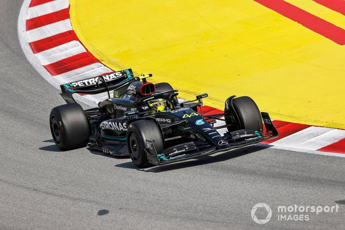 Lewis Hamilton, Mercedes F1 W14