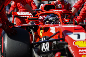 Kimi Raikkonen, Ferrari SF71H, arrive sur la grille