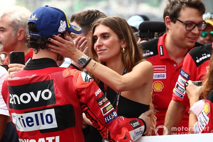 Francesco Bagnaia, equipo Ducati y novia