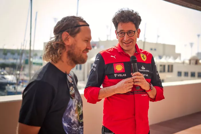 Sebastian Vettel, Aston Martin, Mattia Binotto, director de Ferrari