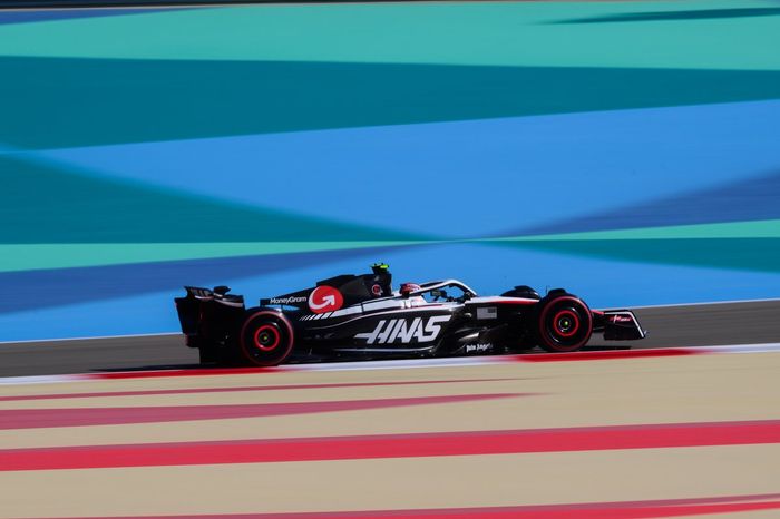 Kevin Magnussen, Haas VF-23