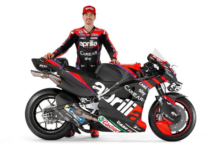 Maverick Viñales, Aprilia Racing Team