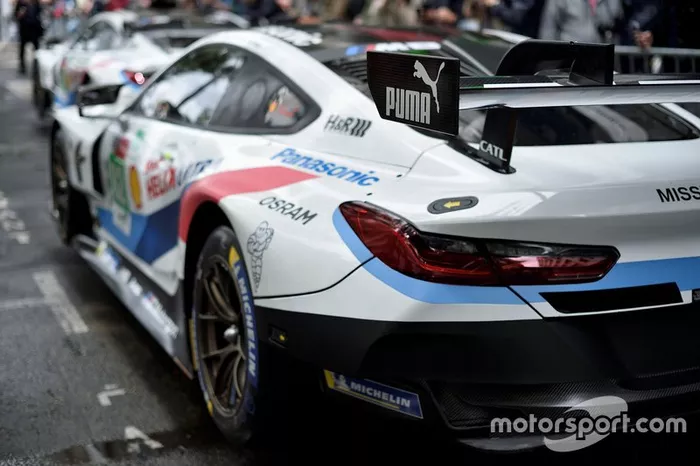 Preparação da BMW para as 24 horas de Le Mans
