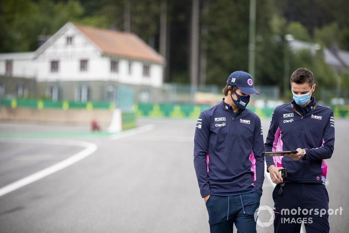 Lance Stroll, Racing Point, recorre la pista