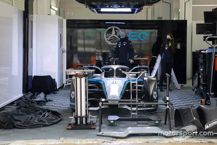 Mercedes-Benz EQ Formula E Team garaje