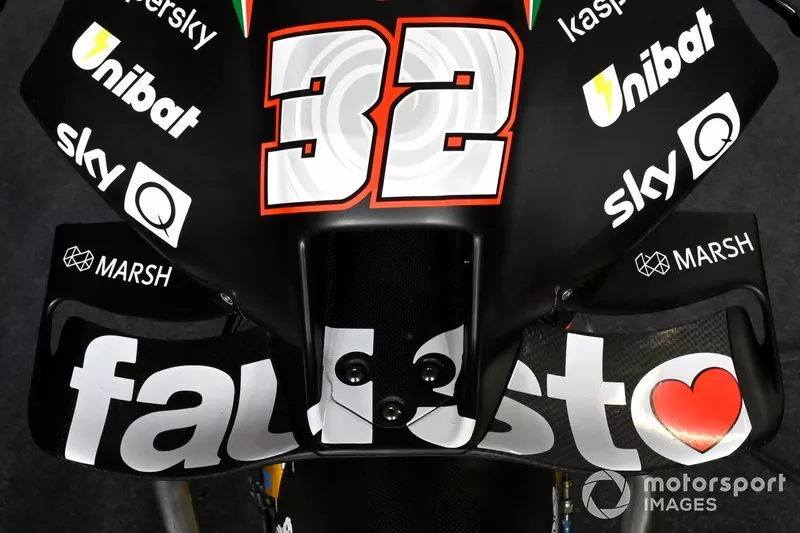 Tributo a Fausto Gresini tribute en Aprilia Racing Team Gresini