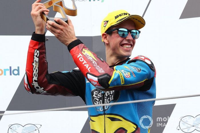 Podio: segundo lugar Alex Márquez, Marc VDS Racing