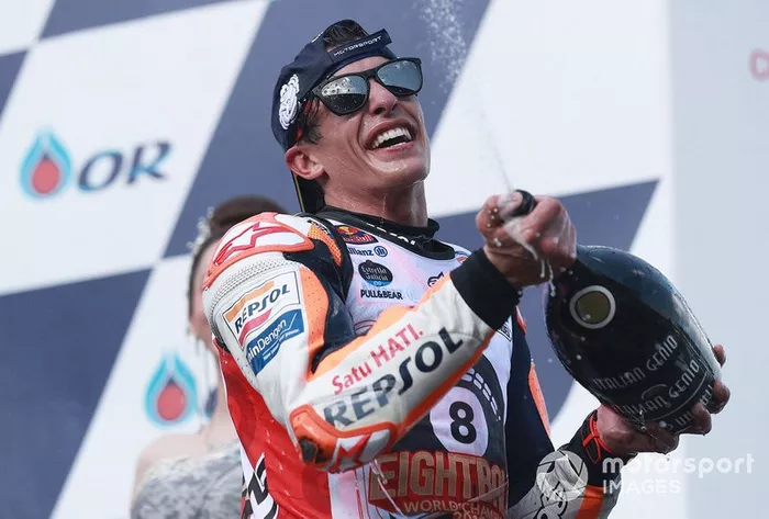 Podio: il vincitore della gara Marc Marquez, Repsol Honda Team
