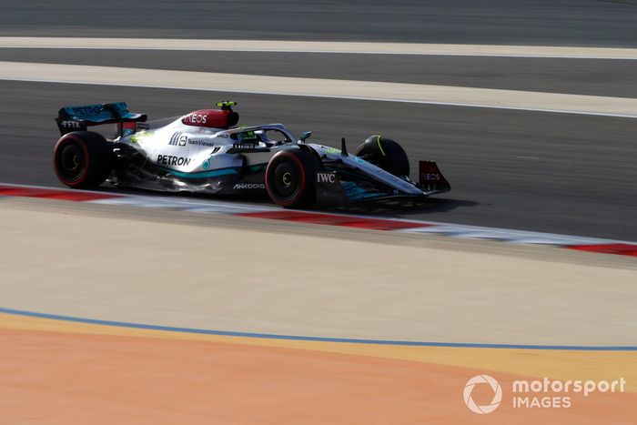 Lewis Hamilton, Mercedes W13