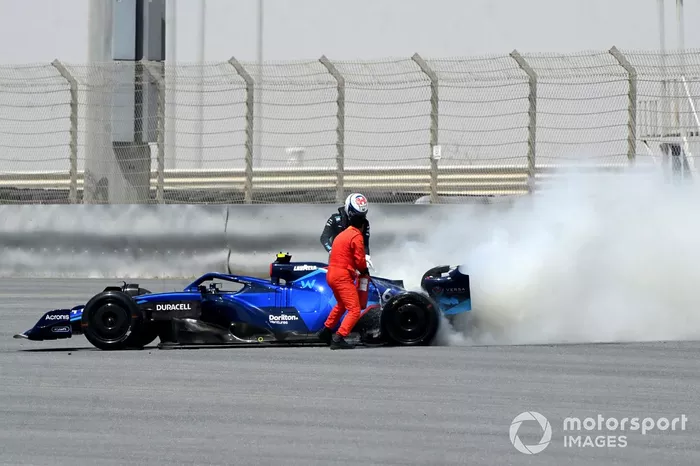 Nicholas Latifi, Williams FW44, para después del fuego en su monoplaza