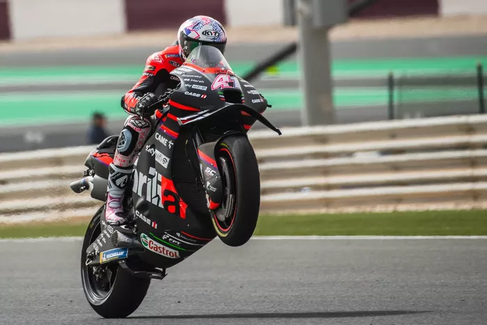 Aleix Espargaró, Aprilia Racing