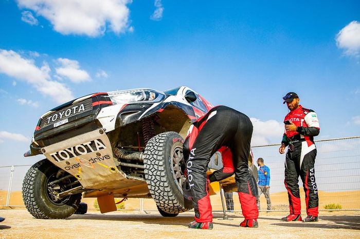 #309 Overdrive Toyota: Yazeed Al Rajhi, Konstantin Zhiltsov