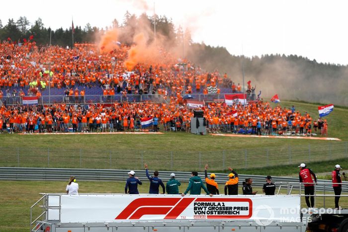 El desfile de pilotos